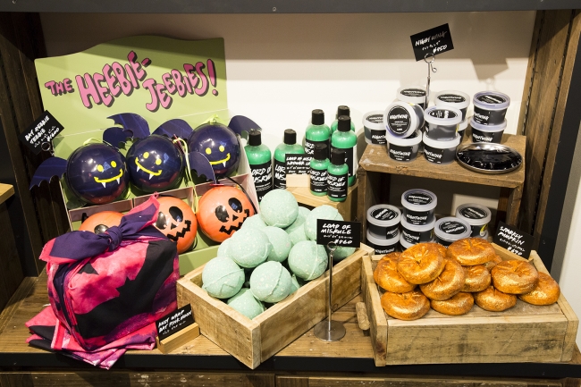 フレッシュハンドメイドコスメLUSH（ラッシュ）に、ハロウィン限定アイテム7種が登場。