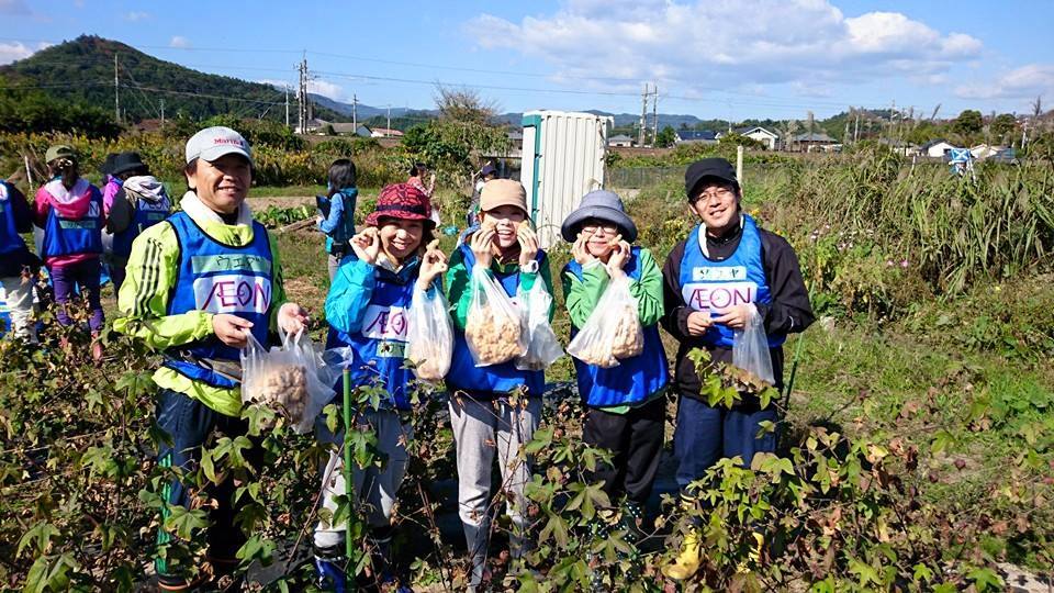 イオン心をつなぐプロジェクト2015_草刈り