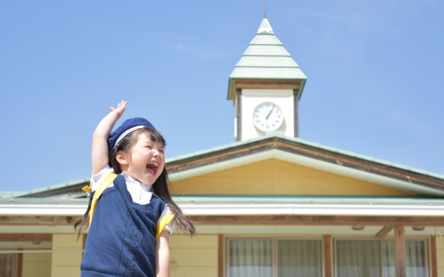 遠足の子供