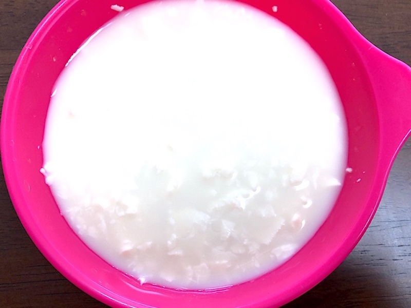 絹ごし豆腐と豆乳