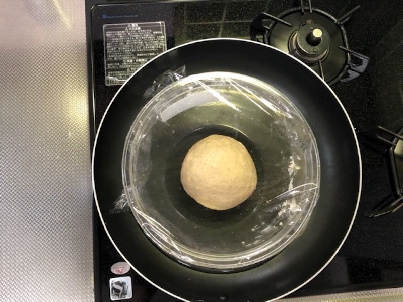 丸めた生地