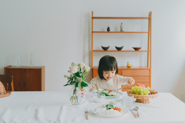 子どもの食事風景