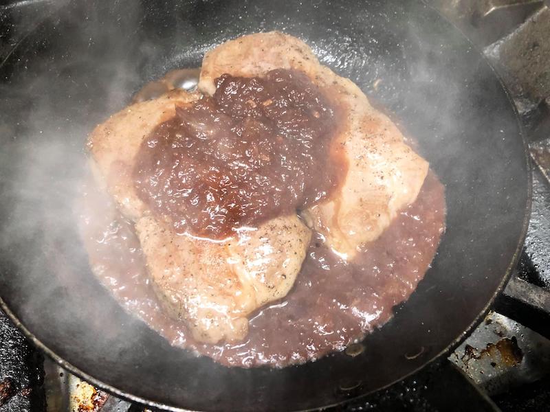 イベリコ豚のソテー　シャリアピンソース作り方６