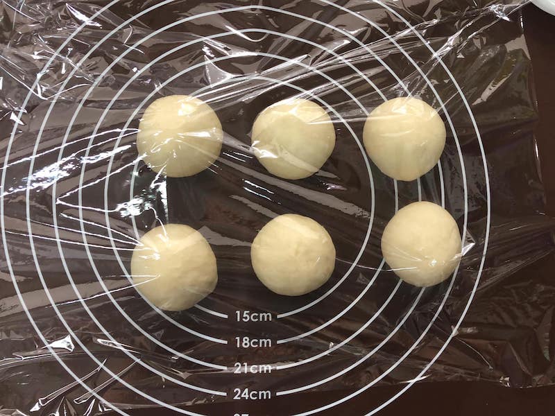 チョコクリームパンの作り方